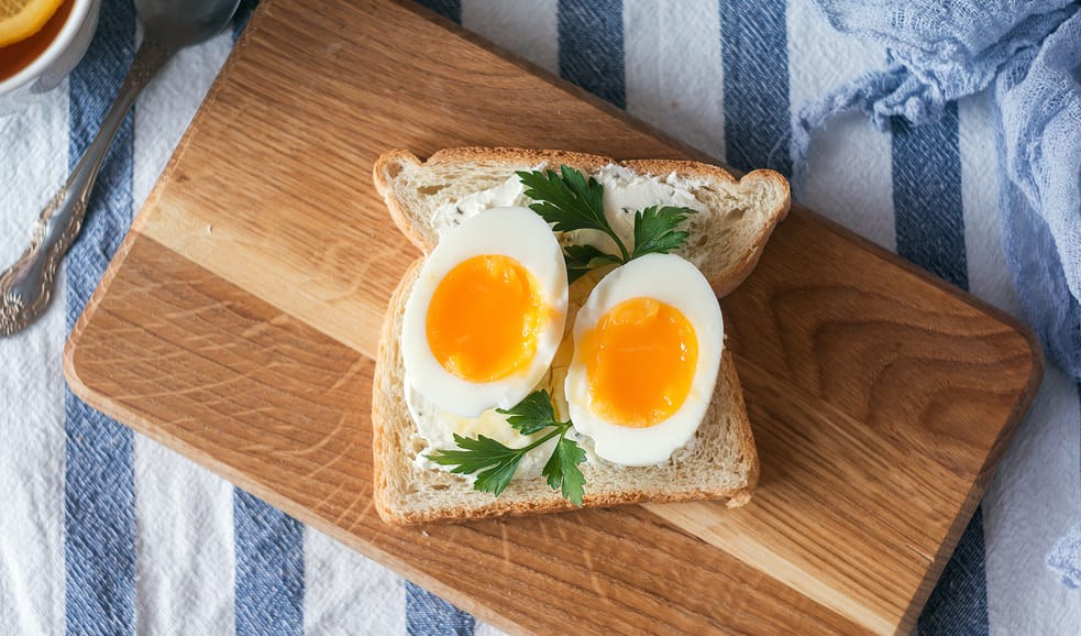 Haşlanmış Yumurta & Kızarmış Ekmek